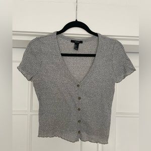 Gray v-neck ribbed crop top with buttons
